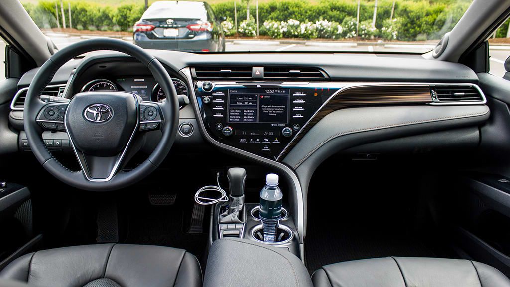 2018 Toyota Camry interior 